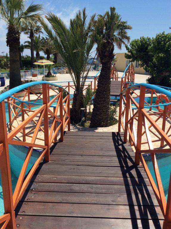 Angelos Beach Hotel ฟาลิรากี ภายนอก รูปภาพ