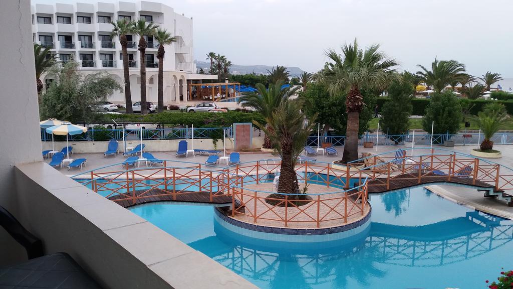 Angelos Beach Hotel ฟาลิรากี ภายนอก รูปภาพ